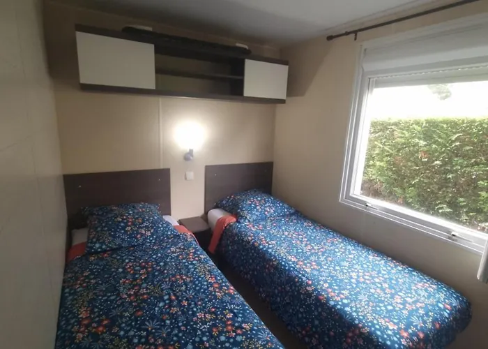 Mobil-home, Piscine, Wifi, Climatise キャンプ場 *