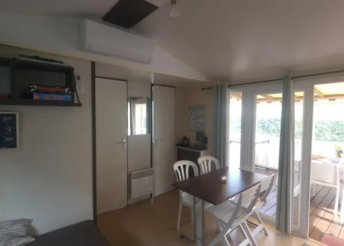 Mobil-home, Piscine, Wifi, Climatise Campsite La Bernerie-en-Retz