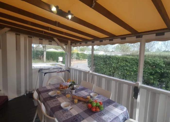 Campsite Mobil-home, Piscine, Wifi, Climatise